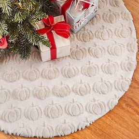 Satmonnus Fall Pumpkin Tree Skirt,36 Inch Plush Faux Fur Thanksgiving Tree Skirt with 3D Pumpkins Beige Farmhouse Style Ornament for Autumn Christmas Holiday Party and Home Indoor Decoration